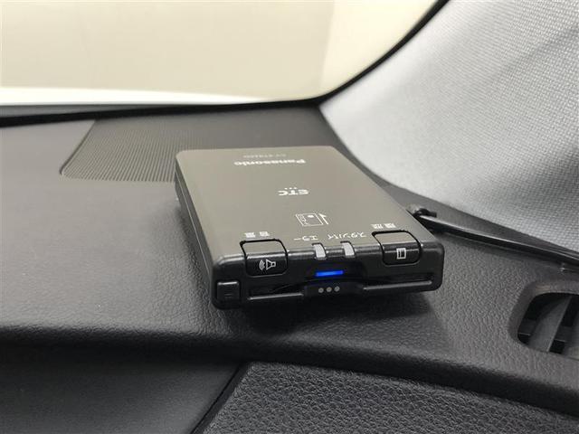 プリウス Ｓ　４ＷＤ　ワンセグ　メモリーナビ　ミュージックプレイヤー接続可　バックカメラ　衝突被害軽減システム　ＥＴＣ　ＬＥＤヘッドランプ　記録簿　アイドリングストップ（25枚目）