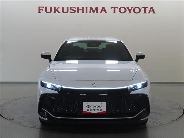 クラウンクロスオーバー Ｇアドバンスド　４ＷＤ　フルセグ　メモリーナビ　ミュージックプレイヤー接続可　バックカメラ　衝突被害軽減システム　ＥＴＣ　ドラレコ　ＬＥＤヘッドランプ　ワンオーナー　記録簿　アイドリングストップ（7枚目）