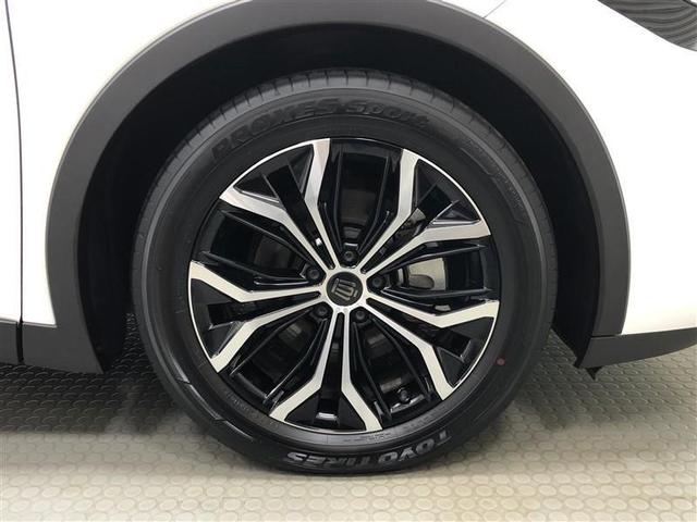 クラウンクロスオーバー Ｇアドバンスド　４ＷＤ　フルセグ　メモリーナビ　ミュージックプレイヤー接続可　バックカメラ　衝突被害軽減システム　ＥＴＣ　ドラレコ　ＬＥＤヘッドランプ　ワンオーナー　記録簿　アイドリングストップ（33枚目）