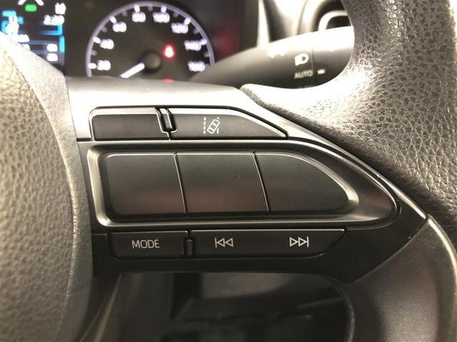 マルチインフォメーションディスプレイ内の表示切替やレーンディパーチャーアラートなどの操作も可能です。