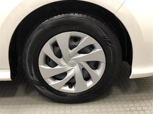 樹脂フルキャップ付き１４インチスチールホイール（１７５／７０Ｒ１４）装着です。