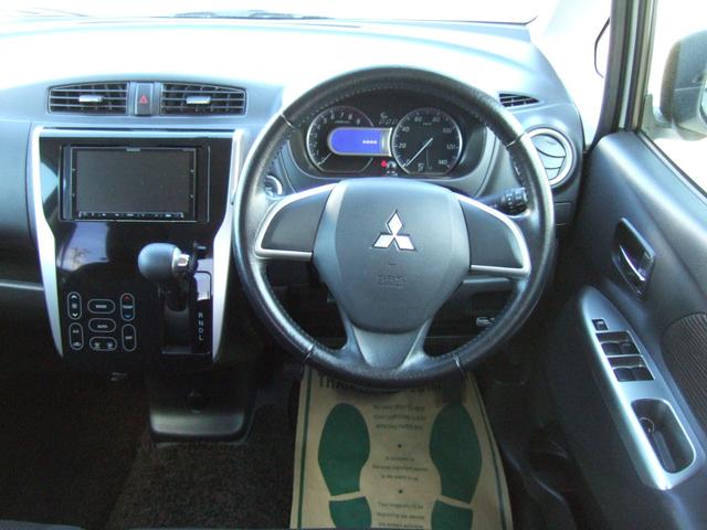 T ターボ SDナビフルセグTVバックカメラ ETC 15AW オートエアコン HID フォグランプ オートライト 電格ウィンカーミラー プッシュスタート キーフリー 純正フロアマット タイミングチェーン(9枚目)