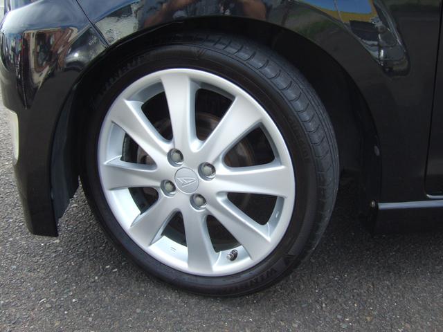 ムーヴ カスタム　ＲＳ　ターボ純正オプションレーダークルーズコントロール　プッシュスタート＆キーフリー　スペアキー　ＨＤＤナビフルセグＴＶ　ＥＴＣ　オートエアコン　ＨＩＤ＆フォグランプ　サイドエアバック　タイミングチェーン（19枚目）