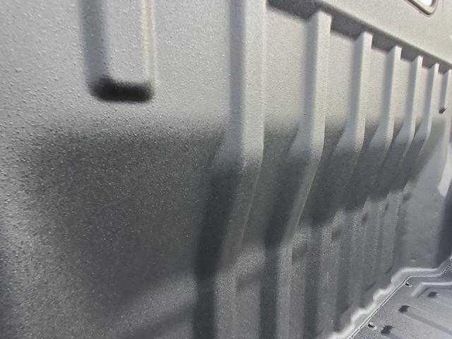 キャリイトラック ＫＵターボ　４ＷＤ　オートマターボ車　ラプターライナー全塗装　リフトアップ　マッドタイヤ　エブリィヘッドライト換装（13枚目）
