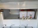 　業務用冷蔵冷凍庫　ダクトレール　流し台　給排水タンク２００Ｌ×２　換気扇（30枚目）