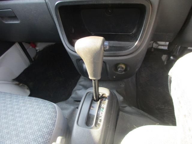ハイゼットトラック 4WD オートマ エアコン パワステ ドアバイザー(10枚目)