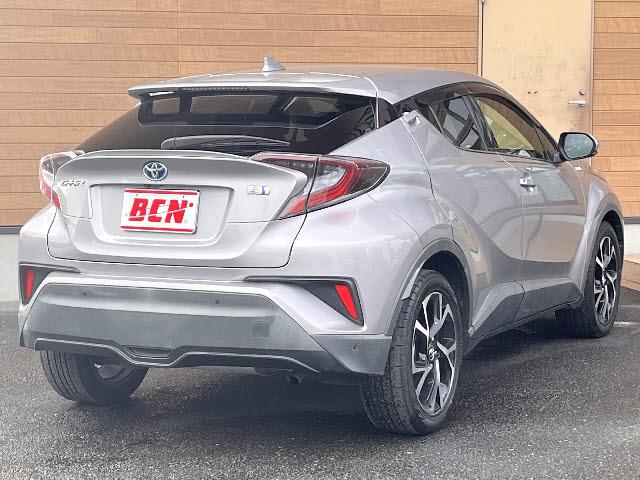 Ｃ－ＨＲ Ｇ　純正９インチナビ＿バックカメラ＿前席シートヒーター＿ハーフレザーシート＿シーケンシャルＬＥＤヘッドライト＿ビルトインＥＴＣ＿クルーズコントロール＿オートハイビーム＿ドライブレコーダー＿禁煙車（5枚目）