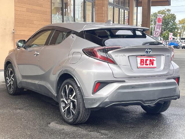Ｃ－ＨＲ Ｇ　純正９インチナビ＿バックカメラ＿前席シートヒーター＿ハーフレザーシート＿シーケンシャルＬＥＤヘッドライト＿ビルトインＥＴＣ＿クルーズコントロール＿オートハイビーム＿ドライブレコーダー＿禁煙車（6枚目）