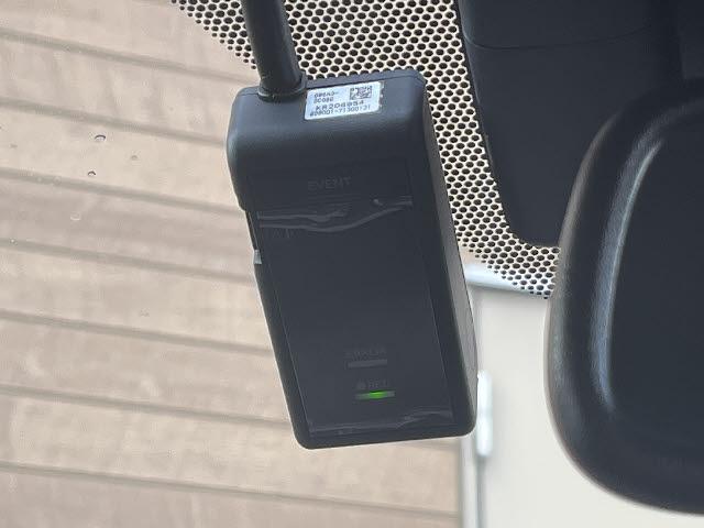 Ｃ－ＨＲ Ｇ　純正９インチナビ＿バックカメラ＿前席シートヒーター＿ハーフレザーシート＿シーケンシャルＬＥＤヘッドライト＿ビルトインＥＴＣ＿クルーズコントロール＿オートハイビーム＿ドライブレコーダー＿禁煙車（11枚目）