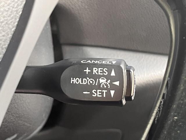 Ｃ－ＨＲ Ｇ　純正９インチナビ＿バックカメラ＿前席シートヒーター＿ハーフレザーシート＿シーケンシャルＬＥＤヘッドライト＿ビルトインＥＴＣ＿クルーズコントロール＿オートハイビーム＿ドライブレコーダー＿禁煙車（12枚目）