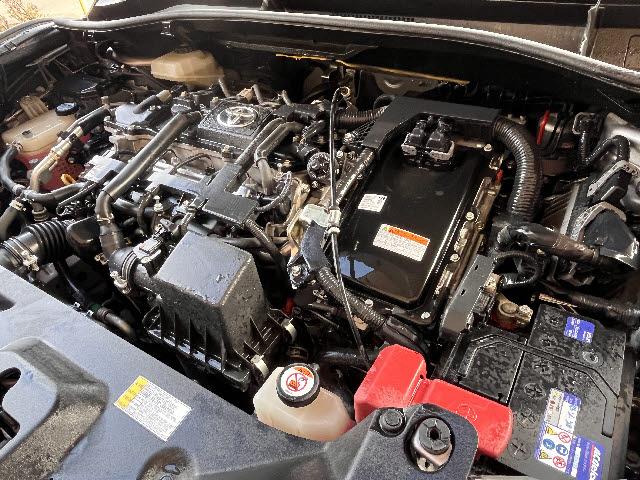 Ｃ－ＨＲ Ｇ　純正９インチナビ＿バックカメラ＿前席シートヒーター＿ハーフレザーシート＿シーケンシャルＬＥＤヘッドライト＿ビルトインＥＴＣ＿クルーズコントロール＿オートハイビーム＿ドライブレコーダー＿禁煙車（28枚目）
