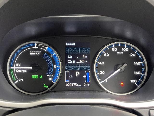 エクリプスクロスＰＨＥＶ Ｐ　サンルーフ＿純正ナビ＿パノラマビューモニター＿前後ドライブレコーダー＿前席シートヒーター＿ステアリングヒーター＿フルセグＴＶ＿レーダークルーズコントロール＿ＬＥＤヘッドライト＿ＥＴＣ＿禁煙車（4枚目）
