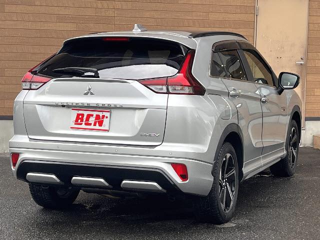 エクリプスクロスＰＨＥＶ Ｐ　サンルーフ＿純正ナビ＿パノラマビューモニター＿前後ドライブレコーダー＿前席シートヒーター＿ステアリングヒーター＿フルセグＴＶ＿レーダークルーズコントロール＿ＬＥＤヘッドライト＿ＥＴＣ＿禁煙車（5枚目）
