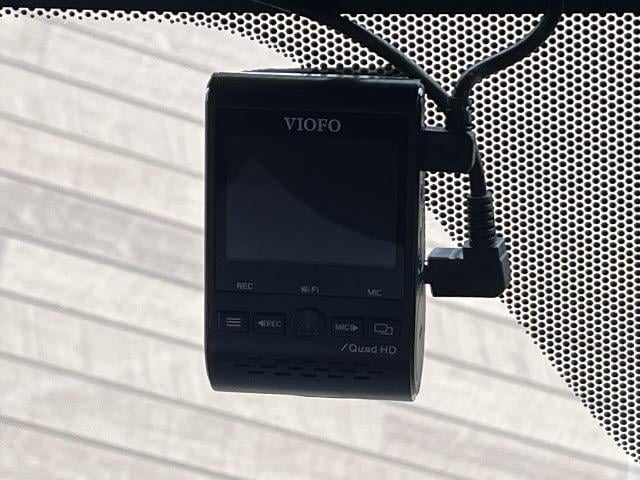 エクリプスクロスＰＨＥＶ Ｐ　サンルーフ＿純正ナビ＿パノラマビューモニター＿前後ドライブレコーダー＿前席シートヒーター＿ステアリングヒーター＿フルセグＴＶ＿レーダークルーズコントロール＿ＬＥＤヘッドライト＿ＥＴＣ＿禁煙車（11枚目）
