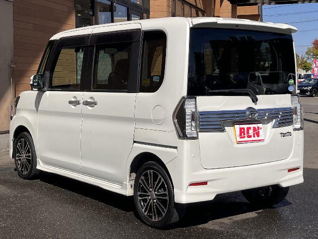 タント カスタムＲＳ　トップエディションＳＡＩＩＩ　純正８インチナビ＿両側電動パワースライドドア＿ＨＤＭＩ対応＿バックカメラ＿フルセグＴＶ＿シートヒーター＿ＬＥＤヘッドライト＿ハーフレザーシート＿ドライブレコーダー＿ＥＴＣ＿Ｂｌｕｅｔｏｏｔｈ音楽＿禁煙（6枚目）