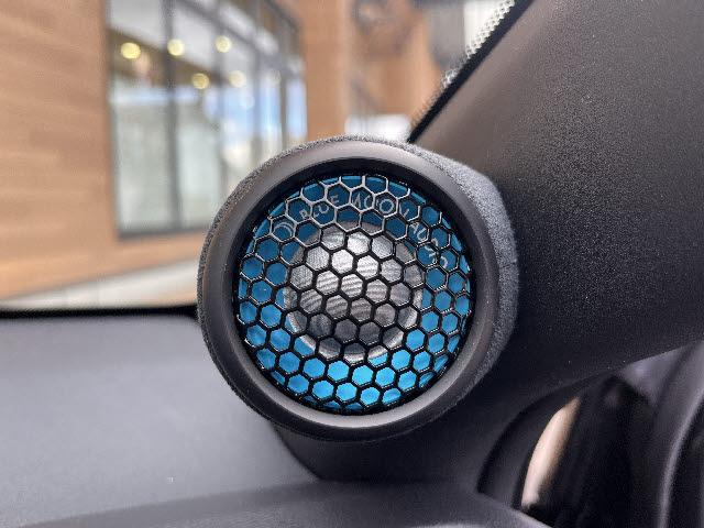 ヤリス Ｘ　Ｘ　モデリスタエアロ　モデリスタＡＷ　社外ナビ　トヨタセーフティセンス　ＨＤＭＩ対応　前後ドライブレコーダー　ビルドインＥＴＣ２．０　ＬＥＤフォグライト　社外ステアリング　社外ツイーター（11枚目）