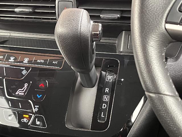 デイズ ハイウェイスター X 純正9インチナビ_アラウンドビューモニター_前席シートヒーター_フルセグTV_DVD再生_エマージェンシーブレーキ_LEDヘッドライト_Bluetooth音楽_純正アルミ_純正フロアマット_禁煙車(16枚目)