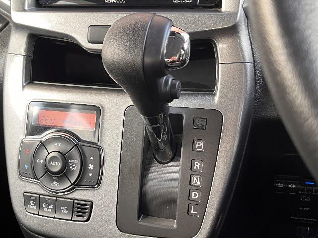 ソリオ ハイブリッドＭＸ　社外ナビ＿電動スライドドア＿前席シートヒーター＿ＥＴＣ＿フルセグＴＶ＿純正１５インチアルミ＿クルーズコントロール＿エンジンスターター＿禁煙車（16枚目）