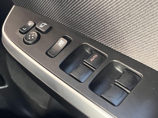 ソリオ ハイブリッドＭＸ　社外ナビ＿電動スライドドア＿前席シートヒーター＿ＥＴＣ＿フルセグＴＶ＿純正１５インチアルミ＿クルーズコントロール＿エンジンスターター＿禁煙車（24枚目）