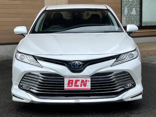 カムリ Gレザーパッケージ モデリスタフルエアロ_黒革シート_純正8インチナビ_Bカメラ_トヨタセーフティセンス_前席シートヒーター_電動トランク_レーダークルーズコントロール_ETC_カラーヘッドアップディスプレイ_禁煙車(20枚目)