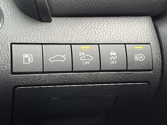 カムリ Gレザーパッケージ モデリスタフルエアロ_黒革シート_純正8インチナビ_Bカメラ_トヨタセーフティセンス_前席シートヒーター_電動トランク_レーダークルーズコントロール_ETC_カラーヘッドアップディスプレイ_禁煙車(24枚目)