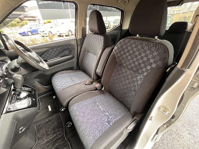 デイズ ハイウェイスター　Ｘ　純正９インチナビ＿アラウンドビューモニター＿フルセグＴＶ＿ＤＶＤ再生＿ＬＥＤヘッドライト＿エマージェンシーブレーキ＿ドライブレコーダー＿ＥＴＣ＿Ｂｌｕｅｔｏｏｔｈ音楽＿純正フロアマット＿禁煙車（14枚目）