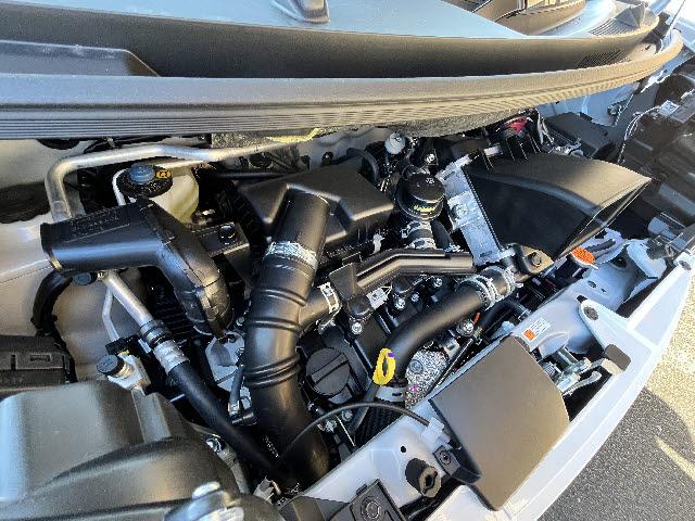 タント ファンクロスターボリミテッド　登録済未使用車＿純正９インチディスプレイオーディオ＿両側電動パワースライドドア＿全方位カメラ＿ＨＤＭＩ対応＿前席シートヒーター＿フルセグＴＶ＿レーダークルーズコントロール＿ＬＥＤヘッドライト＿禁煙車（28枚目）