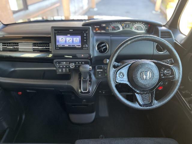 N-BOXカスタム L 純正ナビ_両側電動パワースライドドア_前席シートヒーター_ホンダセンシング_フルセグTV_レーダークルーズコントロール_LEDヘッドライト_純正14インチアルミ_Bluetooth音楽_禁煙車(3枚目)