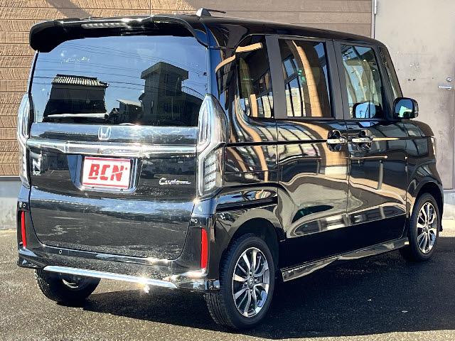 N-BOXカスタム L 純正ナビ_両側電動パワースライドドア_前席シートヒーター_ホンダセンシング_フルセグTV_レーダークルーズコントロール_LEDヘッドライト_純正14インチアルミ_Bluetooth音楽_禁煙車(5枚目)