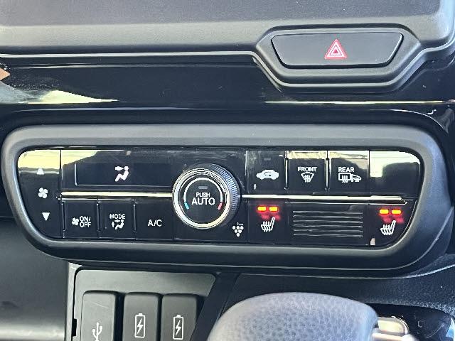 N-BOXカスタム L 純正ナビ_両側電動パワースライドドア_前席シートヒーター_ホンダセンシング_フルセグTV_レーダークルーズコントロール_LEDヘッドライト_純正14インチアルミ_Bluetooth音楽_禁煙車(17枚目)