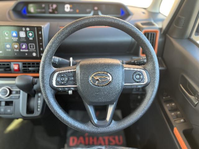 タント ファンクロスリミテッド　登録済未使用車＿純正９インチディスプレイオーディオ＿両側電動パワースライドドア＿全方位カメラ＿ＨＤＭＩ対応＿前席シートヒーター＿フルセグＴＶ＿レーダークルーズコントロール＿ＬＥＤヘッドライト＿禁煙車（15枚目）