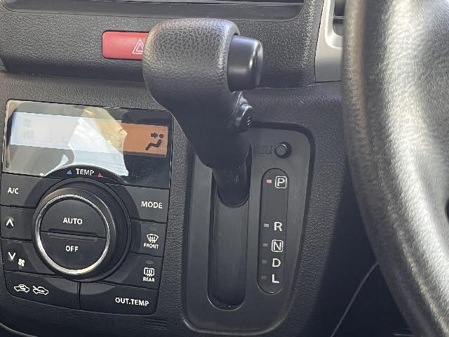 スペーシア Ｇリミテッド　社外ナビ＿シートヒーター＿電動スライドドア＿フルセグＴＶ＿サイドバイザー＿フロアマット＿禁煙車（16枚目）