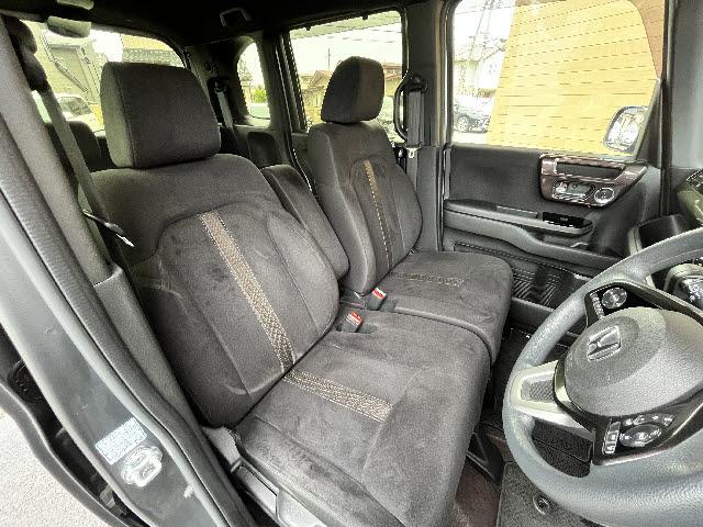 Ｎ－ＢＯＸカスタム Ｇ・Ｌホンダセンシング　純正ナビ＿電動スライドドア＿バックカメラ＿レーダークルーズコントロール＿ＬＥＤヘッドライト＿ビルトインＥＴＣ＿Ｂｌｕｅｔｏｏｔｈ音楽＿純正１４インチアルミ＿フロアマット＿ドアバイザー＿禁煙車（7枚目）