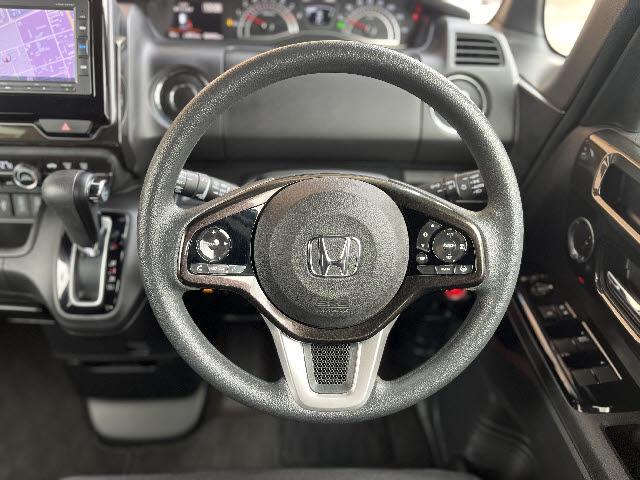 Ｎ－ＢＯＸカスタム Ｇ・Ｌホンダセンシング　純正ナビ＿電動スライドドア＿バックカメラ＿レーダークルーズコントロール＿ＬＥＤヘッドライト＿ビルトインＥＴＣ＿Ｂｌｕｅｔｏｏｔｈ音楽＿純正１４インチアルミ＿フロアマット＿ドアバイザー＿禁煙車（15枚目）