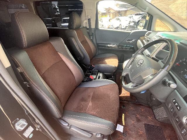 アルファード ２４０Ｓ　タイプゴールド　ワンオーナー＿後期型＿純正８インチナビ＿アルカンターラハーフレザーシート＿両側電動スライドドア＿電動リアゲート＿Ｂカメラ＿フルセグＴＶ＿ＥＴＣ＿Ｂｌｕｅｔｏｏｔｈ音楽＿クルーズコントロール＿禁煙車（7枚目）