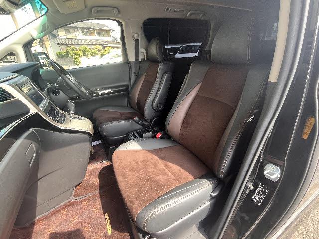 アルファード ２４０Ｓ　タイプゴールド　ワンオーナー＿後期型＿純正８インチナビ＿アルカンターラハーフレザーシート＿両側電動スライドドア＿電動リアゲート＿Ｂカメラ＿フルセグＴＶ＿ＥＴＣ＿Ｂｌｕｅｔｏｏｔｈ音楽＿クルーズコントロール＿禁煙車（14枚目）