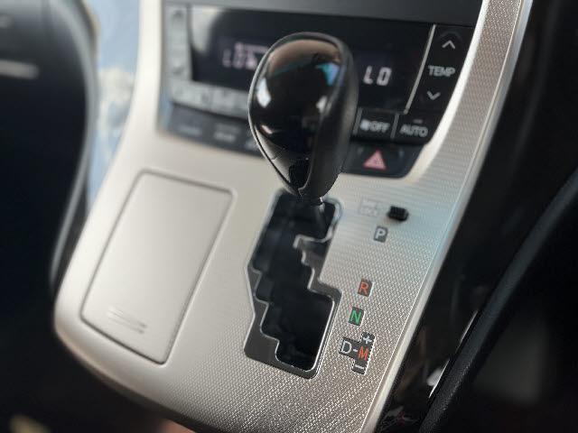 アルファード ２４０Ｓ　タイプゴールド　ワンオーナー＿後期型＿純正８インチナビ＿アルカンターラハーフレザーシート＿両側電動スライドドア＿電動リアゲート＿Ｂカメラ＿フルセグＴＶ＿ＥＴＣ＿Ｂｌｕｅｔｏｏｔｈ音楽＿クルーズコントロール＿禁煙車（16枚目）