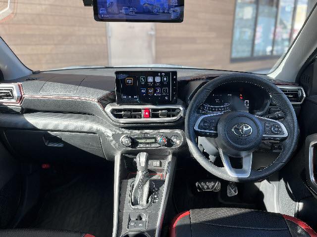 ライズ Ｚ　モデリスタエアロ＿純正９インチディスプレイオーディオ＿パノラミックビューモニター＿ＨＤＭＩ対応＿社外デジタルインナーミラー＿前後ドライブレコーダー＿ＬＥＤヘッドライト＿シートカバー＿純正アルミ＿禁煙車（3枚目）