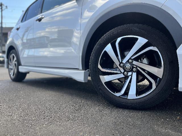 ライズ Ｚ　モデリスタエアロ＿純正９インチディスプレイオーディオ＿パノラミックビューモニター＿ＨＤＭＩ対応＿社外デジタルインナーミラー＿前後ドライブレコーダー＿ＬＥＤヘッドライト＿シートカバー＿純正アルミ＿禁煙車（27枚目）