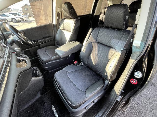 オデッセイ アブソルート・ＥＸ　純正１０インチナビ＿全方位カメラ＿両側電動＿スライド＿シートヒーター＿ＨＤＭＩ対応＿フルセグＴＶ＿レーダークルーズコントロール＿ハーフレザーシート＿電動リアゲート＿ＬＥＤヘッドライト＿純正アルミ＿禁煙（14枚目）