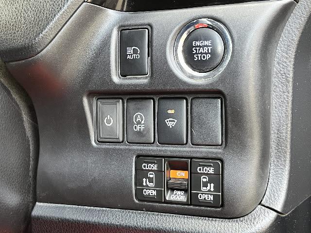 エスクァイア Ｇｉ　純正９インチナビ＿黒革シート＿両側電動パワースライドドア＿バックカメラ＿前席シートヒーター＿フルセグＴＶ＿ビルトインＥＴＣ＿クルーズコントロール＿Ｂｌｕｅｔｏｏｔｈ音楽＿ＬＥＤヘッドライト＿禁煙車（11枚目）