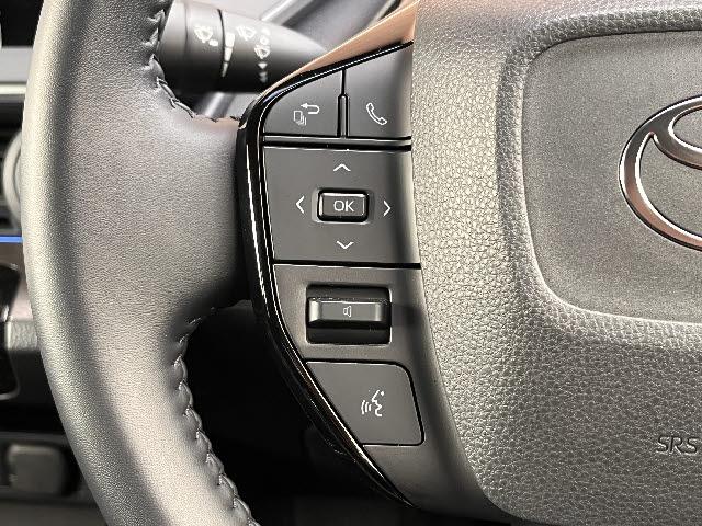 プリウス Ｇ　Ｇ＿４ＷＤ＿純正８インチディシュプレイオーディオ＿バックモニター　ビルトインＥＴＣ　追従型クルーズコントロール　キーフリー　純正１１８インチアルミホイル　Ｂｌｕｅｔｏｏｔｈ　フルセグＴＶ　ＬＥＤライト（21枚目）