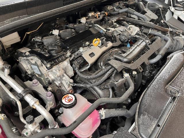 プリウス Ｇ　Ｇ＿４ＷＤ＿純正８インチディシュプレイオーディオ＿バックモニター　ビルトインＥＴＣ　追従型クルーズコントロール　キーフリー　純正１１８インチアルミホイル　Ｂｌｕｅｔｏｏｔｈ　フルセグＴＶ　ＬＥＤライト（28枚目）