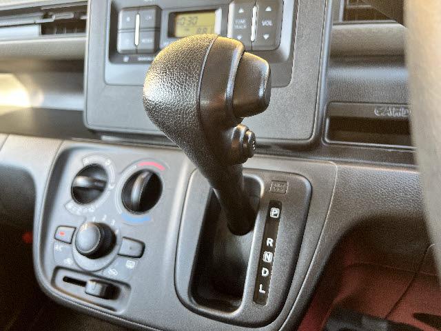 ワゴンＲ ＦＡ　レーダーブレーキサポート＿純正オーディオ＿キーレス＿フロアマット＿レーンキープアシスト＿オートライト＿禁煙車（16枚目）