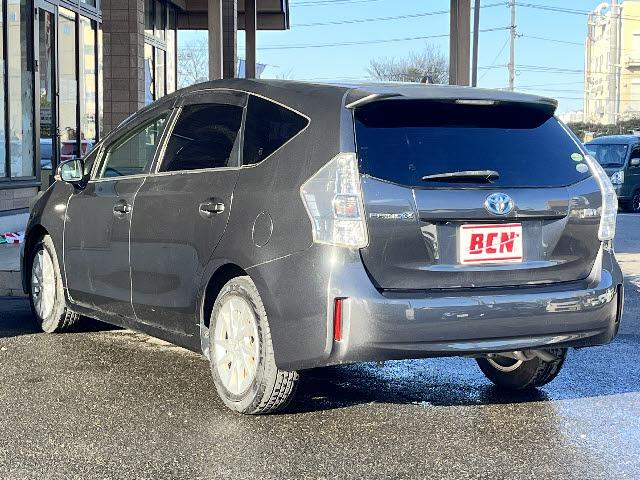 プリウスアルファ Ｓ　社外ナビ＿バックカメラ＿前後ドライブレコーダー＿フルセグＴＶ＿ＥＴＣ＿Ｂｌｕｅｔｏｏｔｈ音楽＿ＨＩＤヘッドライト＿純正１６インチアルミ＿スマートキー＿プッシュスタート＿禁煙車（6枚目）