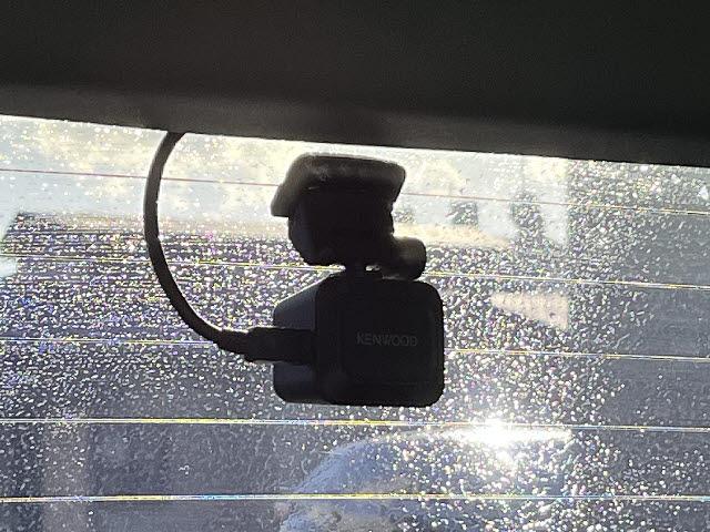 プリウスアルファ Ｓ　社外ナビ＿バックカメラ＿前後ドライブレコーダー＿フルセグＴＶ＿ＥＴＣ＿Ｂｌｕｅｔｏｏｔｈ音楽＿ＨＩＤヘッドライト＿純正１６インチアルミ＿スマートキー＿プッシュスタート＿禁煙車（12枚目）