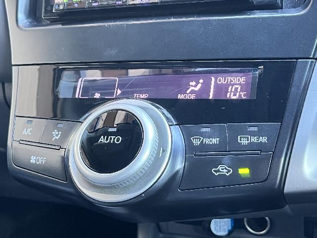 プリウスアルファ Ｓ　社外ナビ＿バックカメラ＿前後ドライブレコーダー＿フルセグＴＶ＿ＥＴＣ＿Ｂｌｕｅｔｏｏｔｈ音楽＿ＨＩＤヘッドライト＿純正１６インチアルミ＿スマートキー＿プッシュスタート＿禁煙車（17枚目）