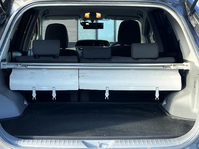 プリウスアルファ Ｓ　社外ナビ＿バックカメラ＿前後ドライブレコーダー＿フルセグＴＶ＿ＥＴＣ＿Ｂｌｕｅｔｏｏｔｈ音楽＿ＨＩＤヘッドライト＿純正１６インチアルミ＿スマートキー＿プッシュスタート＿禁煙車（18枚目）