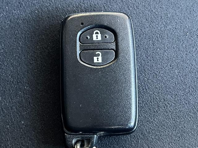 プリウスアルファ Ｓ　社外ナビ＿バックカメラ＿前後ドライブレコーダー＿フルセグＴＶ＿ＥＴＣ＿Ｂｌｕｅｔｏｏｔｈ音楽＿ＨＩＤヘッドライト＿純正１６インチアルミ＿スマートキー＿プッシュスタート＿禁煙車（24枚目）