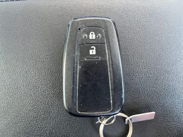 プリウス Ａツーリングセレクション　モデリスタフルエアロ＿純正９インチナビ＿レザーシート＿前席シートヒーター＿ＬＥＤヘッドライト＆フォグライト＿純正アルミ＿フルセグＴＶ＿バックカメラ＿クルーズコントロール＿Ｂｌｕｅｔｏｏｔｈ音楽　＿禁煙（26枚目）